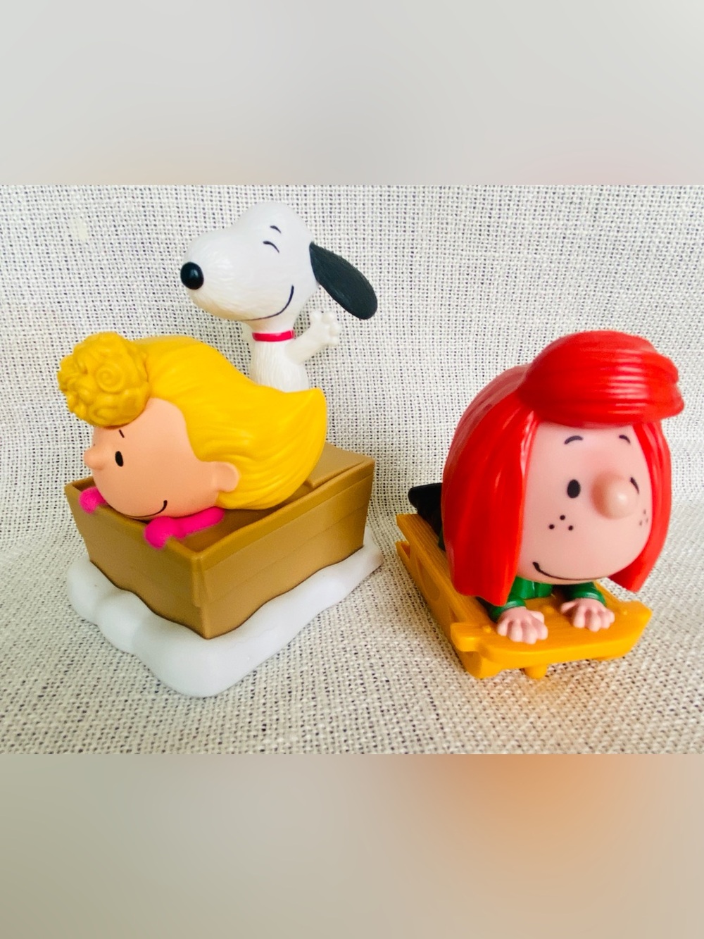 Peanuts  2015 The Peanuts Movie McDonald's Happy Meal Toys Sally Snoopy Patty